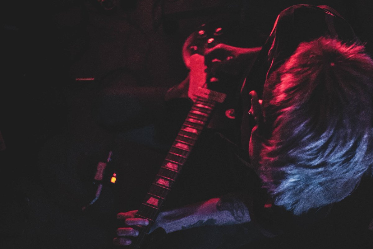Silencewolves's tweet photo. Forging figures in the shadows.
#SilenceTheWolves #Music #HomeStudio https://t.co/j25X7E1w69