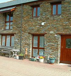 CHuC_org_uk's tweet photo. #SelfCatering places with a #CeilingHoist
A Little Bit of Heaven #StVeep #Cornwall

More info on #CHuC website https://t.co/zLykW1KGF4 https://t.co/nQtDyzgHBR