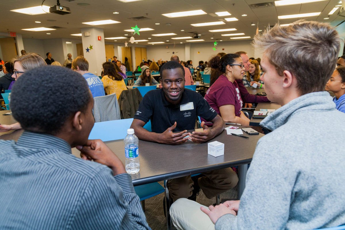 STEM_RTP's tweet photo. There have been over 2,300 speed mentor conversations that have taken place through STEM in the Park in 2017. #STEMoutreach #STEM2017 https://t.co/HTm4DhXGHI