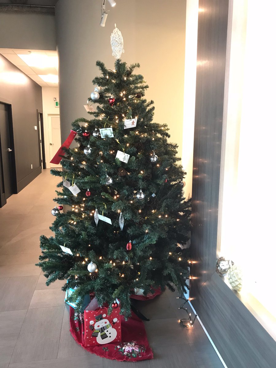 Team_Perform's tweet image. Help us sponsor a family in need this Holiday Season! Full details here: bit.ly/2iUlJcC