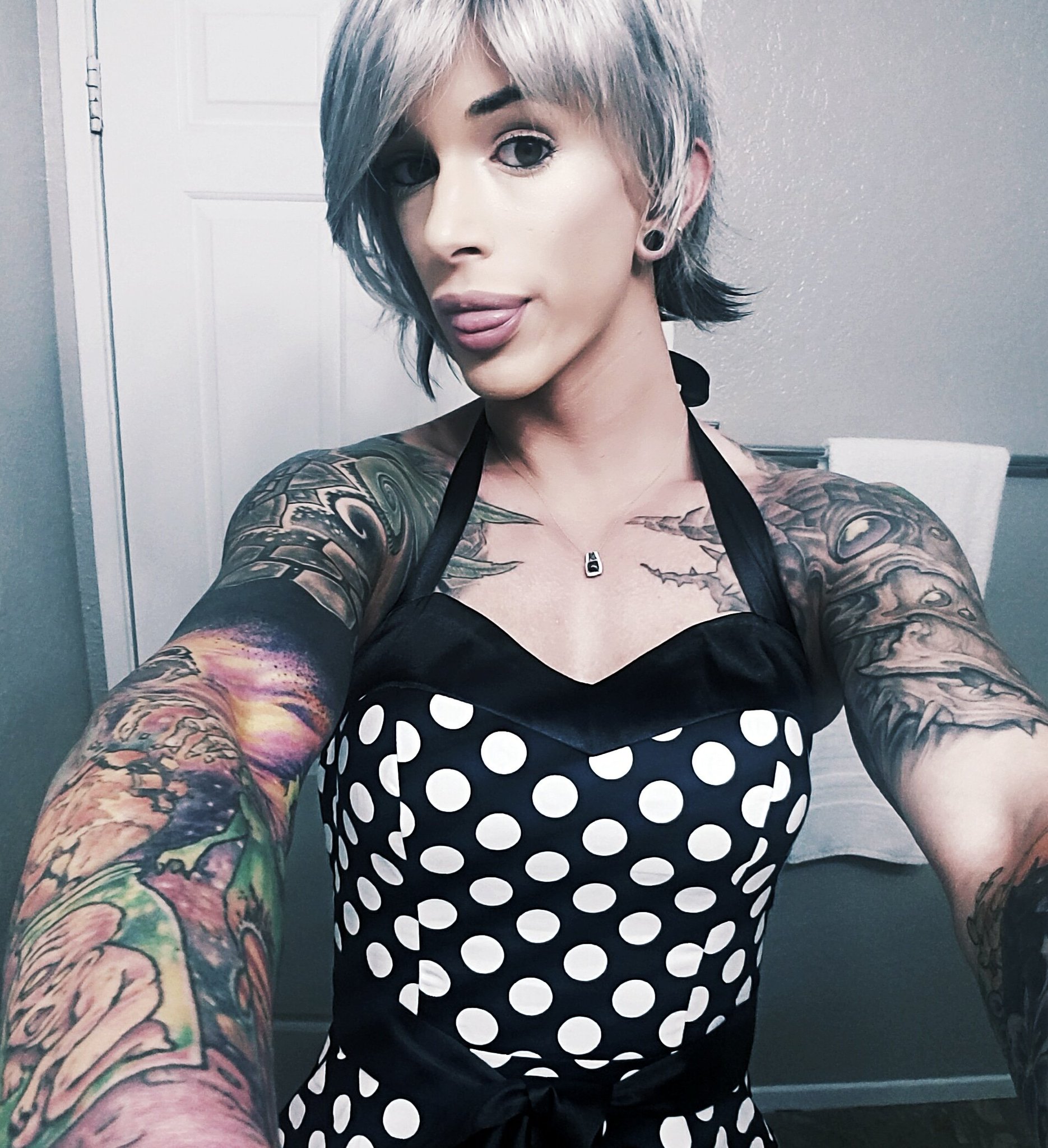 TW Pornstars - Nina Lawless. Twitter. 😜. 6:35 PM - 11 Dec 2017