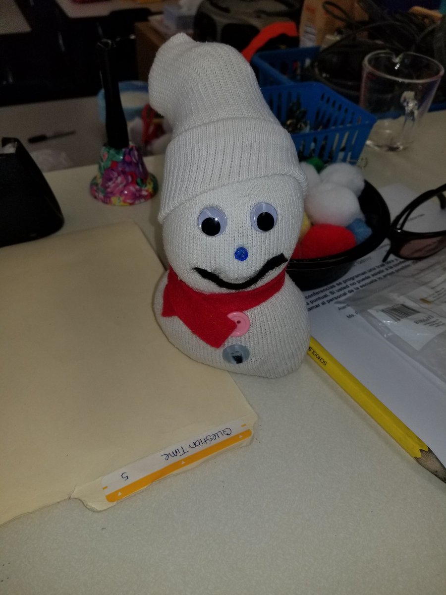 K1 kinders made speciasl snowmen. #hesdpride