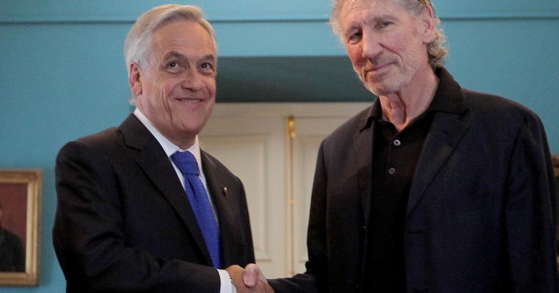 elmostrador's tweet image. Roger Waters recuerda cuando estuvo con @sebastianpinera: "Fui al Palacio de La Moneda y escuché a este tipo mintiendo por una hora" goo.gl/d3oT1N