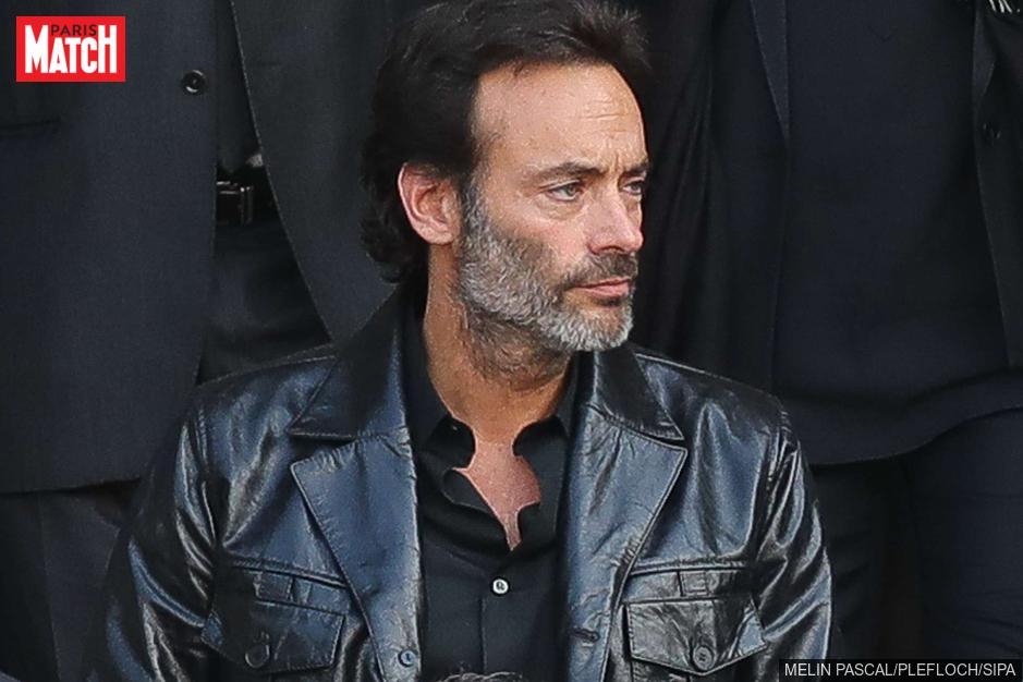 ParisMatch's tweet image. Anthony Delon: son soutien aux enfants de Johnny Hallyday ebx.sh/2ALfAHL