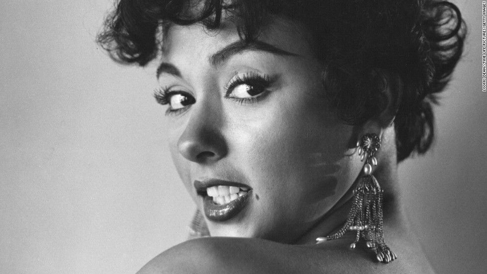 Happy Birthday Puerto Rican Rita Moreno. That makes her, yes, a US Citizen!  