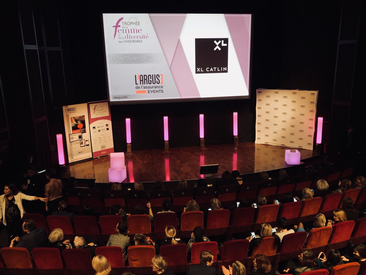 Salle comble pour la soirée des Trophées de la femme et de la diversité dans l’#assurance <a href="/argusassurance/">L'Argus de l'Assurance</a> #argusTFA 
Merci @annegradvohl pour l’invitation ! <a href="/gagnepainemma/">Emmanuelle Gagnepain</a> <a href="/care_labs/">Care Labs</a> <a href="/chequesante/">Chèque Santé</a> #hcsmeufr