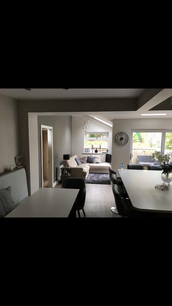 ZenithConstruc1's tweet photo. Roe Green Pt 2 A side &amp;back wrap around extension w/large vaulted ceiling &amp;open space kitchen- living area.front lounge,utility room &amp;shower https://t.co/vBFDUY0oPe