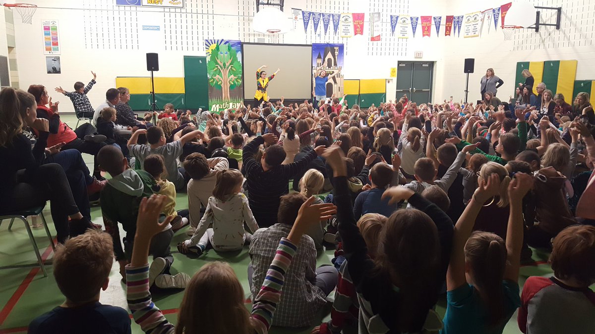 sarahlai77's tweet image. So good to see @meadows_es being involved in and enjoying another #mathjam show