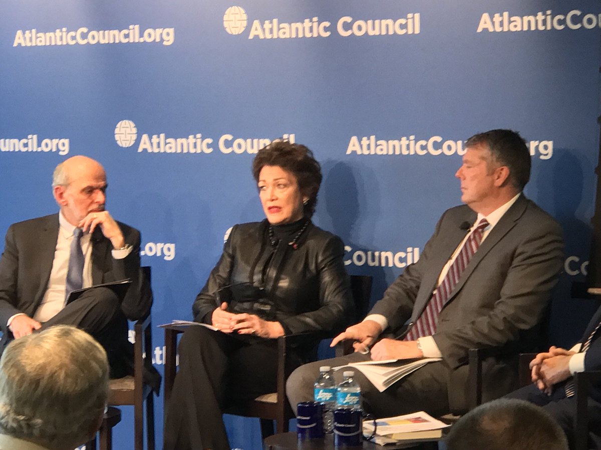 BarryPavel's tweet photo. This report provides solutions says @EllenOTauscher re “Whither America” @AtlanticCouncil Strategy Paper #ACStrategy https://t.co/awC31ZefBm