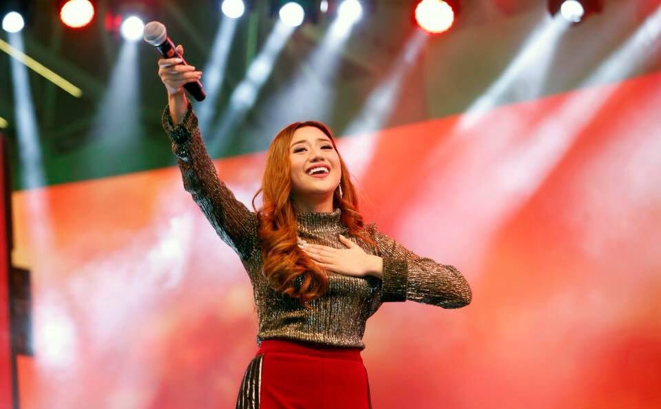 Darrenatics_UAE's tweet photo. Powerful performance of @itsMorissette in Dubai! #taglive #dubai  

ctto https://t.co/PzKMFiwiWM