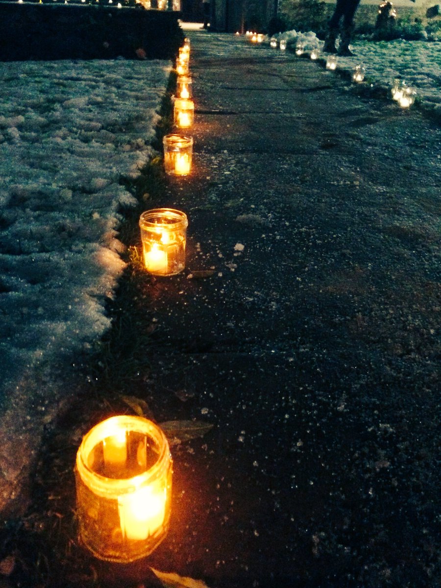Lovely to sing carols <a href="/TheNorrisMuseum/">The Norris Museum</a> which looked so beautiful in the snow. Thank you everyone who helped make it happen