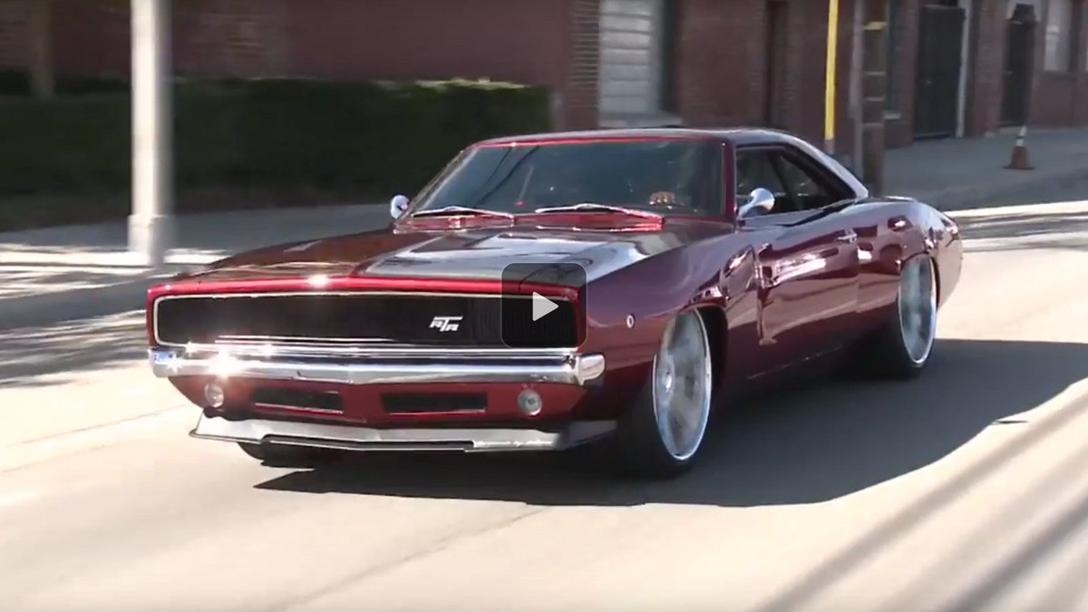 teknikensvarld's tweet photo. Det ska mycket till för att Jay Leno ska bli imponerad....

Men denna svenskbyggda Charger RT/R '68, signerad Johan Eriksson, med Viper-V10 får Lenos hår på armarna att resa sig ---> https://t.co/ficG3nzQiR

#Dodge #Charger #ChargerRTR #DodgeCharger #JayLeno #JayLenosGarage https://t.co/0VbGn5zO20