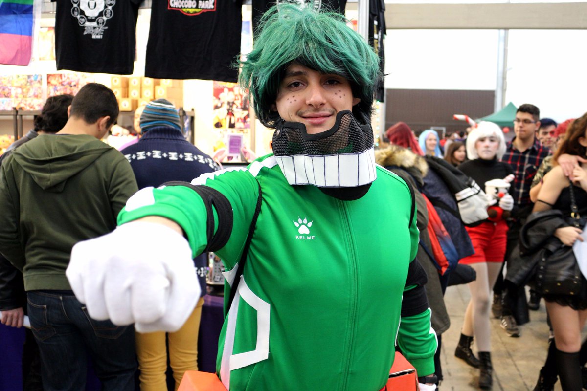 Elenxu's tweet photo. Uraraka Ochako y Midoriya Izuku también están en representación de Boku no hero academia @Extremanga2017 #extremanga2017 https://t.co/EehEpnZJDx