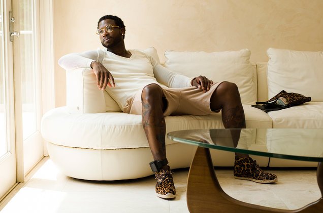 billboardhiphop's tweet photo. .@gucci1017 announces release date for new album ''El Gato the Human Glacier.'' https://t.co/19QnDYHSiT https://t.co/HUFYIuaWYx