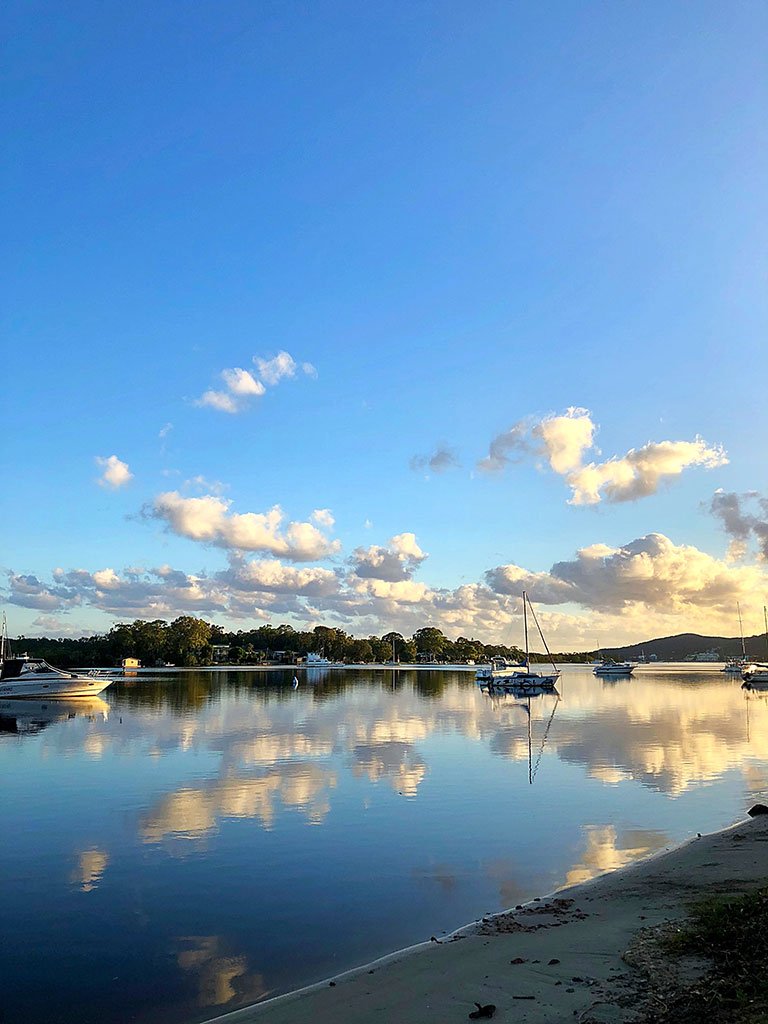 Kylie took a lovely shot down at sunrise on #Noosa river this morning. Beautiful cloud reflections in the water.

Even prettier when they are not dark &amp; full of rain 😎