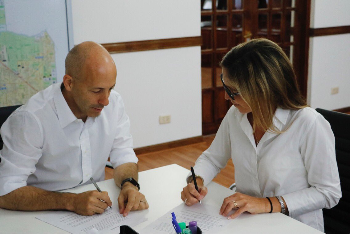 jerovalle's tweet photo. Hoy @MunicipioPilar dió un gran paso para ser pioneros en la Gestión Integral del Recurso Hídrico. El Intendente @NicoDucoté asumió como Director de la Cuenca baja del Río Luján. #DiálogosHídricos #COMILU #Humedales #GIRH https://t.co/qwpMVPzaH8