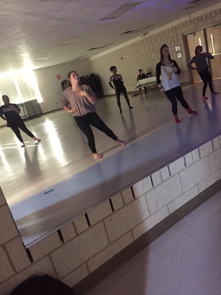 Middle Creek Dance tweet media