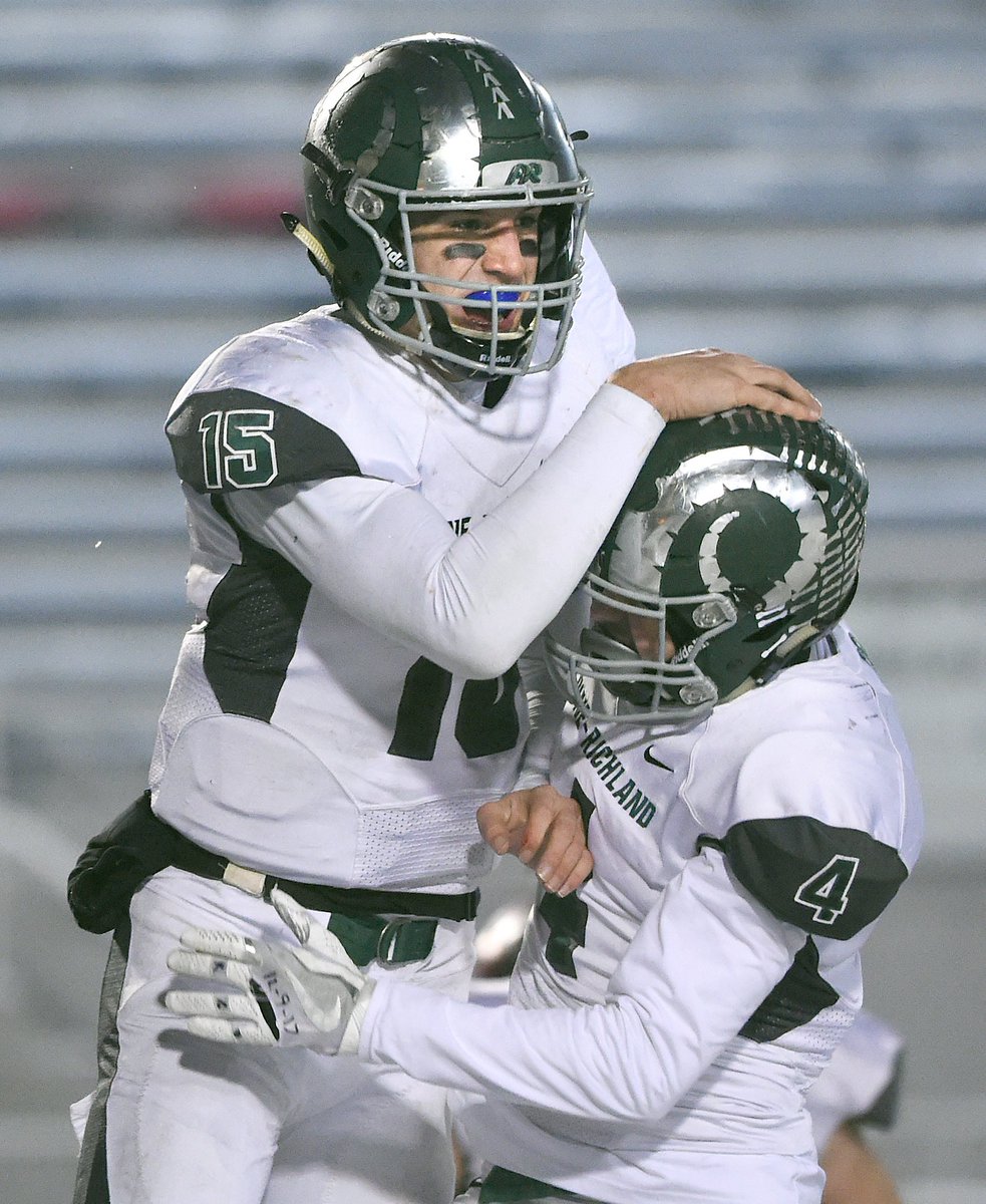 chris harlan on twitter wpial career passing leaders 11 084 brett