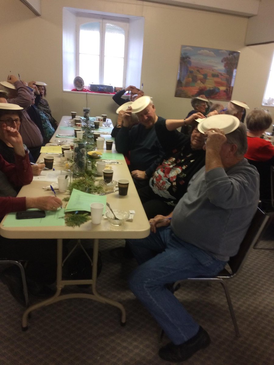 CommCarePtbo's tweet photo. @HavelockON Community Care volunteers having fun at their Christmas party! https://t.co/nZjpNhNYdP