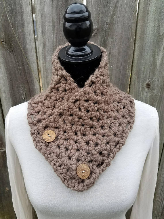 tiffanie_angelo's tweet photo. Chunky Scarf Cowl Wrap Neck Warmer Harbour Bay Cowl Chunky #chunkyscarf #crochetscarf #neckwarmer #cowl #buttonscarf https://t.co/2RSXgeNQRN https://t.co/IC2sKw483u