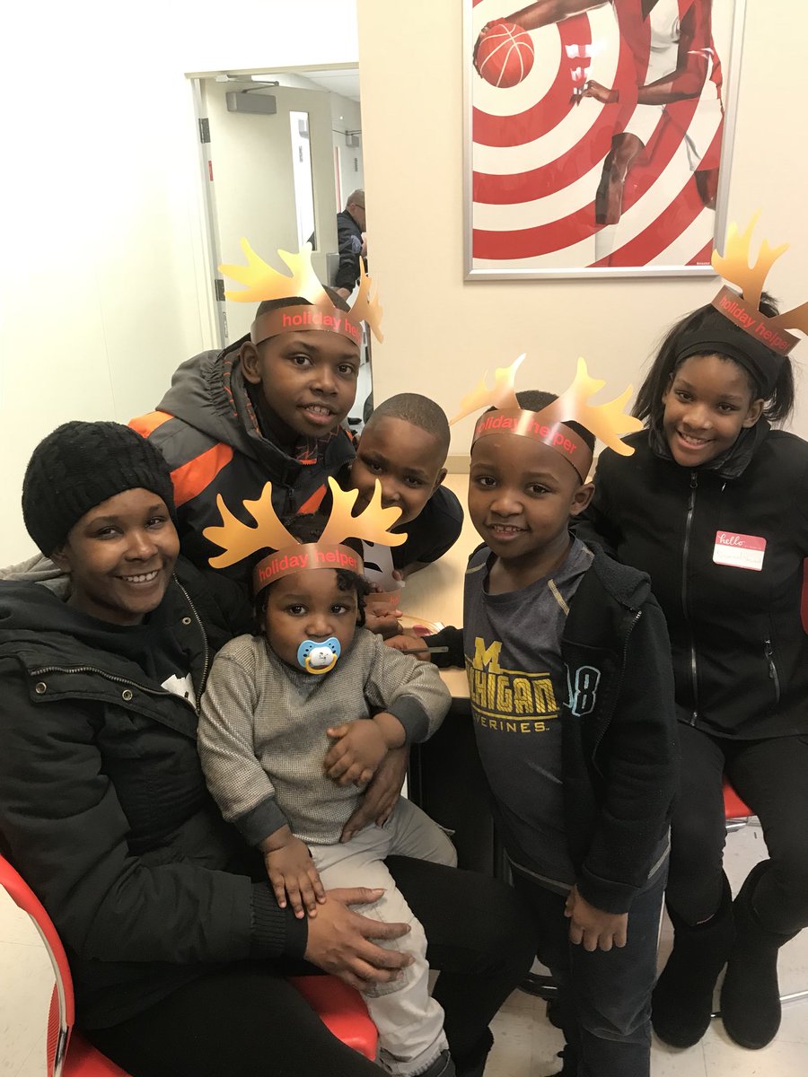 Kim Kennedy (@248kimkennedy) on Twitter photo Heroes and Helpers Event at T-2544 Warren. Thanks to Warren PD and Fire Dept for helping us support our community.<a href="/jmheidisch/">Jennifer Heidisch</a> <a href="/jennifernbest/">Jennifer Best</a> Heroes and Helpers Event at T-2544 Warren. Thanks to Warren PD and Fire Dept for helping us support our community.<a href="/jmheidisch/">Jennifer Heidisch</a> <a href="/jennifernbest/">Jennifer Best</a>