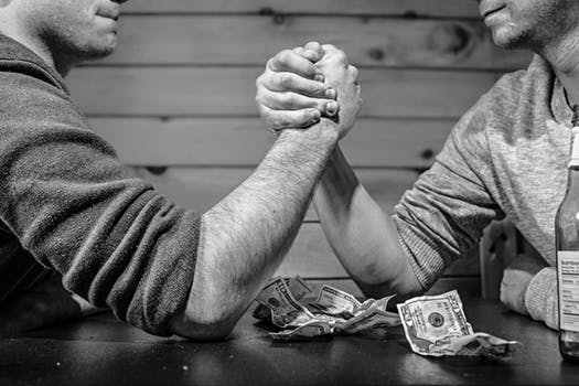 JWatch's tweet image. Real life does imitate #RandomizedControlledTrials: #Dabigatran vs #Warfarin  jwat.ch/2yOvHVA