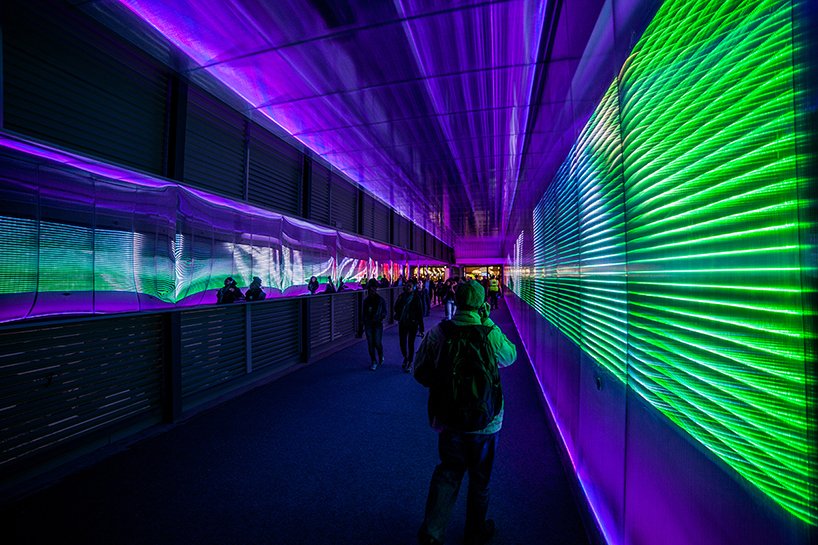 Esto es lo que sucede cuando cinco espacios públicos son transformandos por túneles de luz:
Videos > ow.ly/dPdn30ha2Ly
#ComexVAW #VAWCDMX