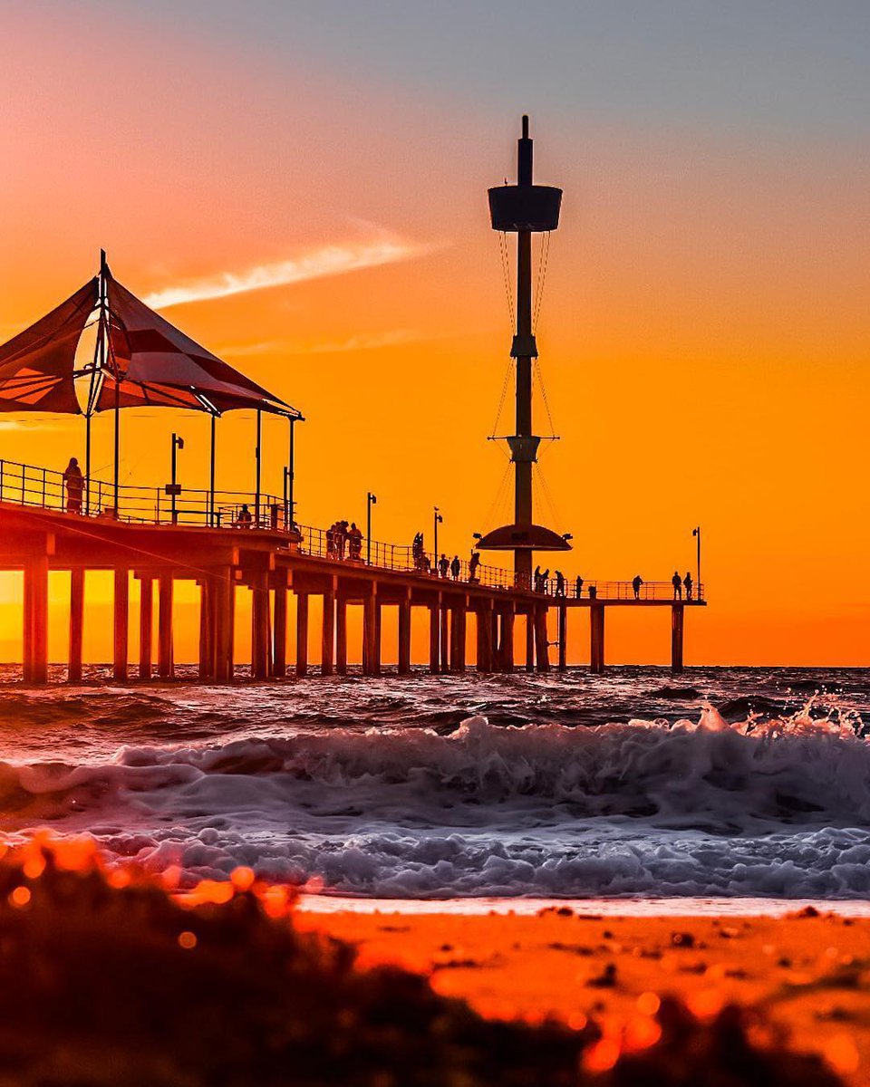 southaustralia's tweet photo. We can't get enough of these glorious #Adelaide sunsets right now! 🌅 Our latest snap thanks to emansmithphotography at #Brighton https://t.co/94D0Kq1Dgi https://t.co/GQhonTWDNF