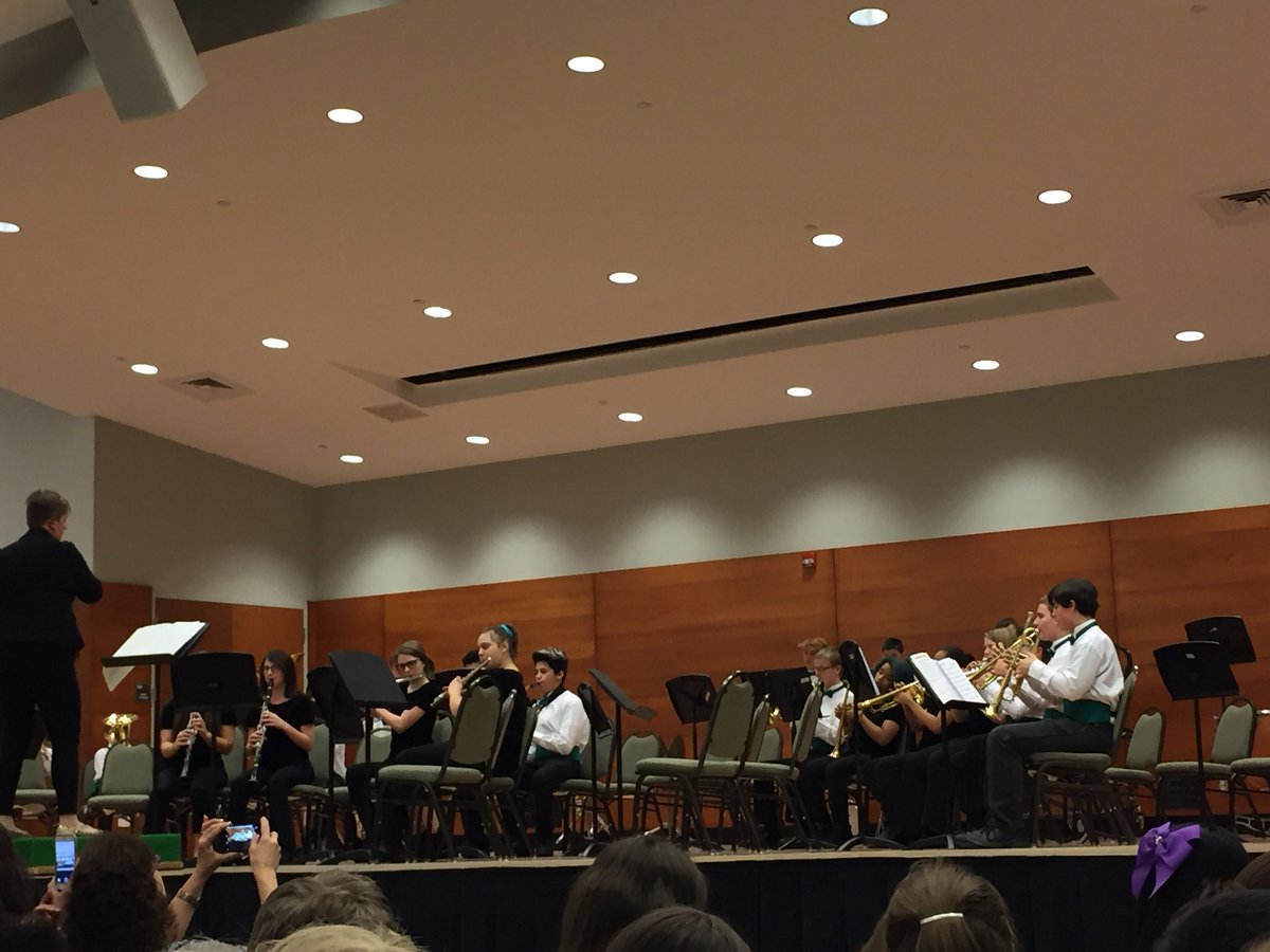 frmspride's tweet photo. Congratulations to Flat Rock’s 6th, 7th and 8th grade bands on a great winter concert! https://t.co/qLVW0JclTm