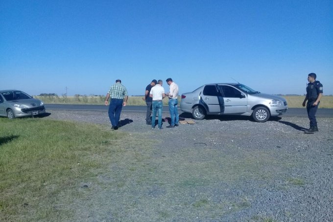 infocielo's tweet photo. Dos jóvenes fueron detenidos en Coronel Pringles por transportar 7 kilos de marihuana
►►https://t.co/DHul0UGeEK https://t.co/noWXJuSKlB