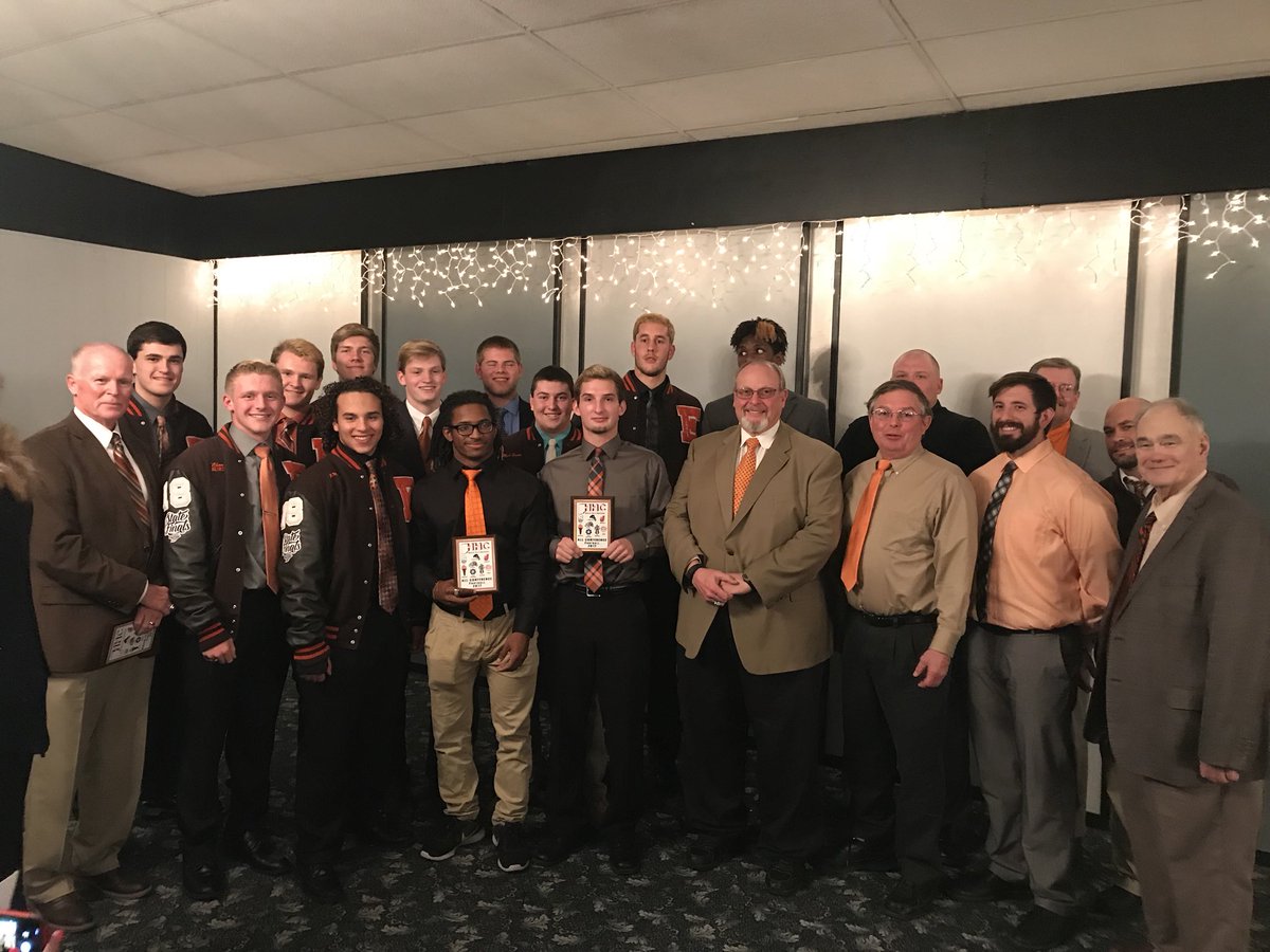 EastOlympiansFB's tweet photo. HHC All-Conference Awards Banquet #EastPride https://t.co/zOxPR0ACI8
