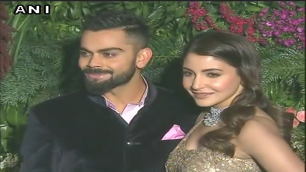  @AnushkaSharma &  @imVkohli arrive at their wedding reception   #VirushkaReception  #Virushka