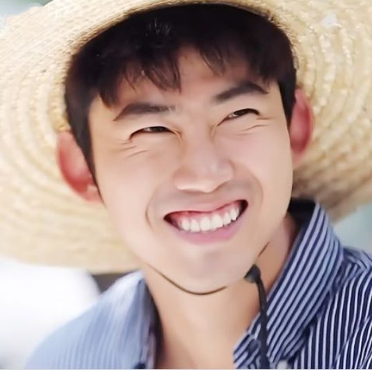 Happy birthday Ok Taecyeon   
