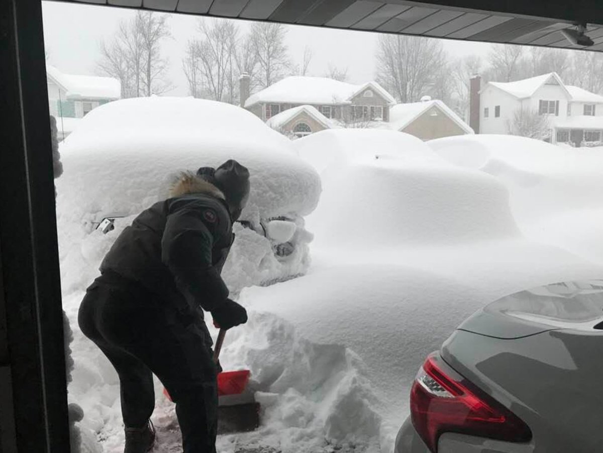 DrewMacFarlane's tweet photo. So, since 12 AM Christmas Day, #EriePA has gotten over 55 inches of snow. Their average for December and January COMBINED is just over 57 inches. Here's what Erie looks like right now: https://t.co/NigHc79iGD