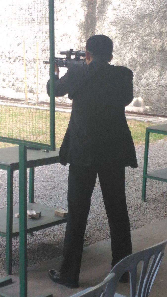 Moto中尉 在タイモトブロガー On Twitter 射撃姿勢一覧 皆さん奇麗です 1 タイ軍近衛 近衛警護の方 2 フランス軍 兵士xの献身氏 3 タイ軍装勢 Papi Rtarf氏 4 サバゲ勢 装備持参の本格的な方