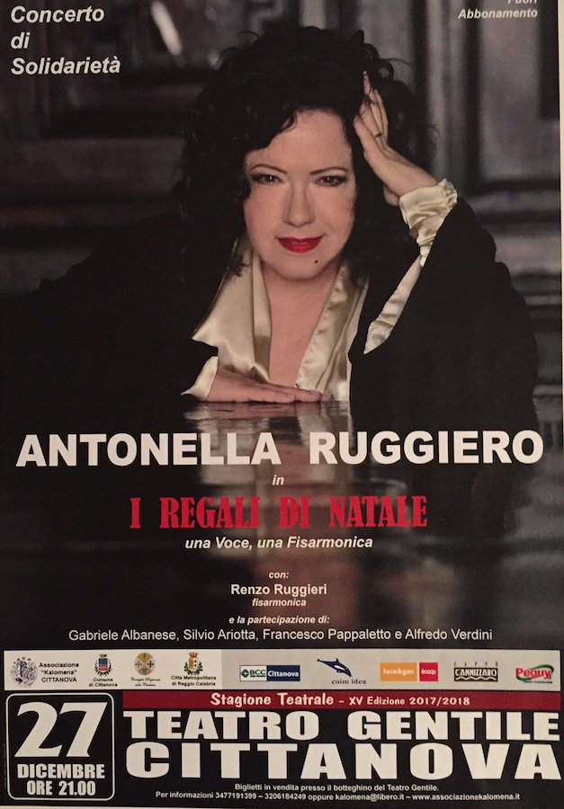 Antonella Ruggiero I Regali Di Natale.Antonella Ruggiero On Twitter 27 12 2017 Concerto A Cittanova Rc I Regali Di Natale Antonellaruggiero Sara Accompagnata Da Francescobuzzurro Concertobenefico Per Approfondimenti Https T Co Vkj52doamd Https T Co O2zzmugjnu