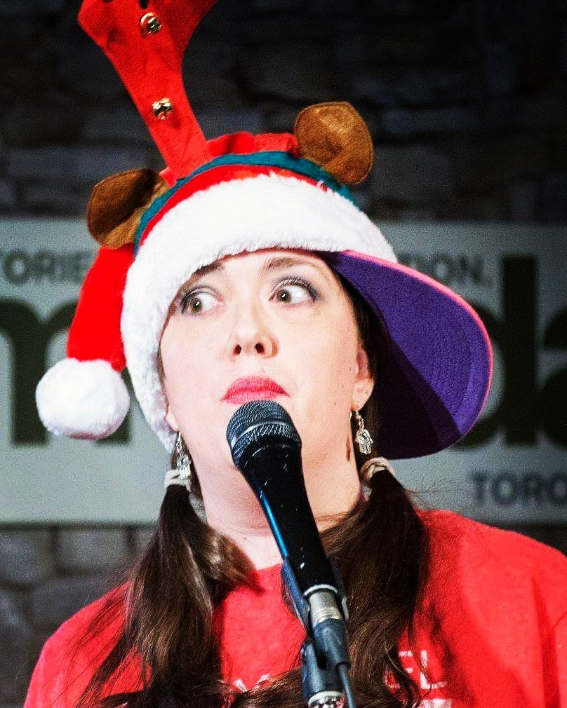 canadian_carrie's tweet photo. Merry Christmas everybody!!! Drive safe and support more local artists in 2018 pls #StephensonEvents #LunchNLearn #ZenOpenMic https://t.co/9iWPDbJqPB