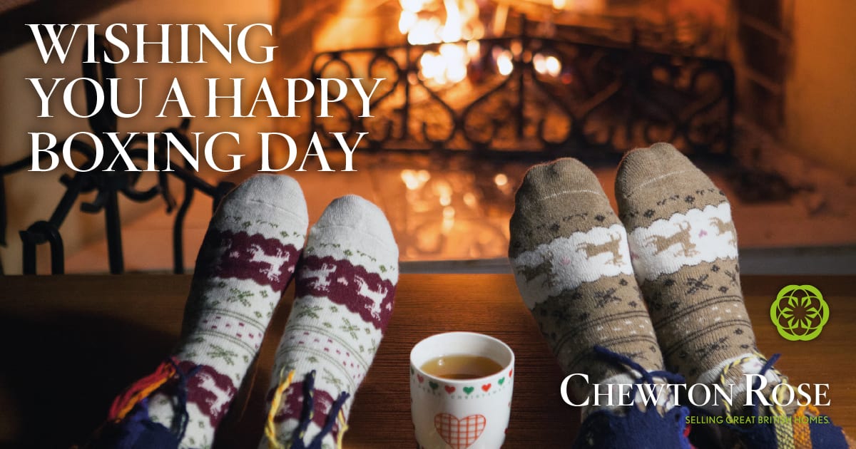 ChewtonRoseColc's tweet image. Chewton Rose wishes you a fun and safe #BoxingDay!