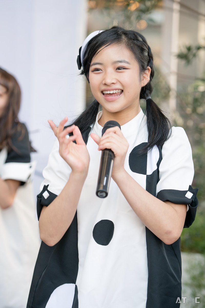 石井美音奈 در توییتر 今日は昇格してからちょうど一年が経ちました この1年間成長と共に色々な事を学べた年だったと思います でもまだまだ課題は沢山ありますが 美音奈らしく頑張って行こっておもいます これからも応援よろしくお願いします Kissbee