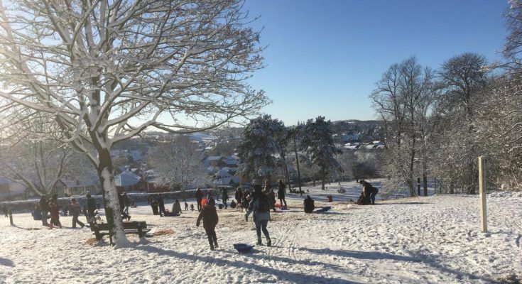 DudleyTimes's tweet photo. The Met Office has issued a yellow #weather warning as #snow and #ice are expected to return to the #Dudley borough. More: https://t.co/nX7lZbNpbV https://t.co/FZpPgVCuUB