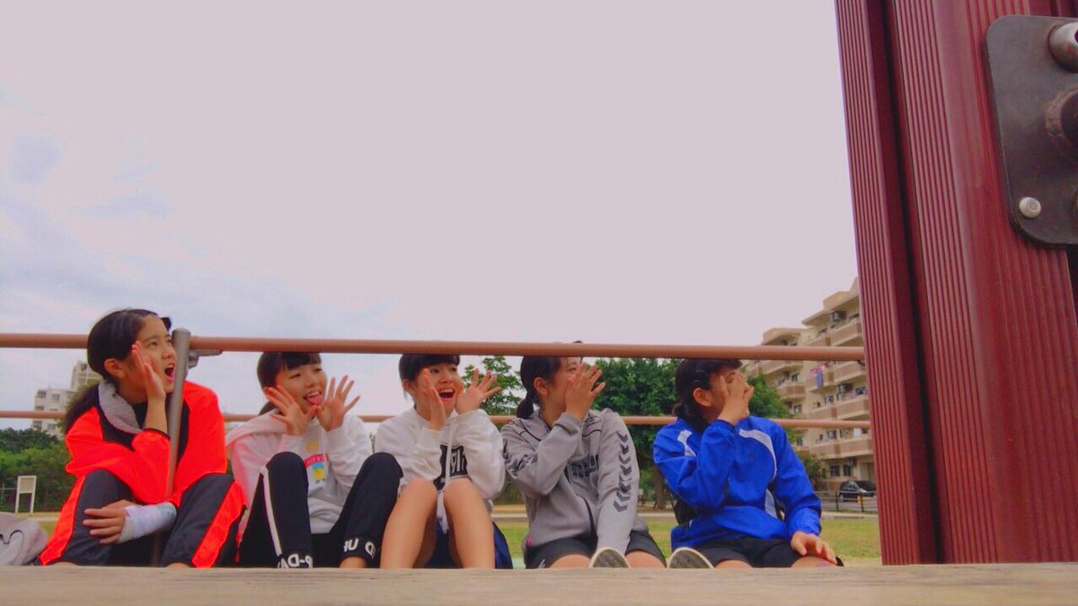 KohaUe's tweet photo. いいねくれたら フォローする。
RTくれたら １億％ フォローします！

#ハンドボール 
#オシャレさんと繋がりたい 
#中高生
#ハリーポッター好き

写メ1枚目、左です...(笑)

とりあえずイイネください！
フォローします☺️❤️ https://t.co/HGu2srztiQ