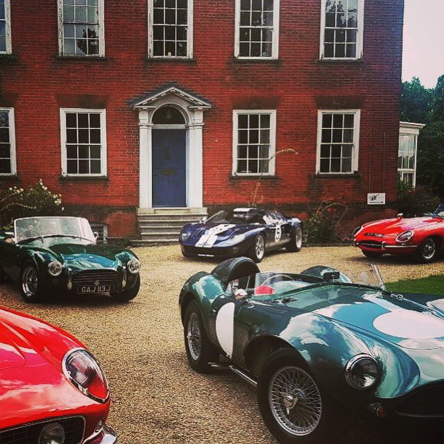 TotalHeadturner's tweet photo. See the amazing selection of classic and replica cars at https://t.co/OWBXuJIZZU #cobra #dax #hawk #gtd #tornado #db3 #etypejaguar #aksportscars #ram #gd427 https://t.co/OJ8msUqk2j