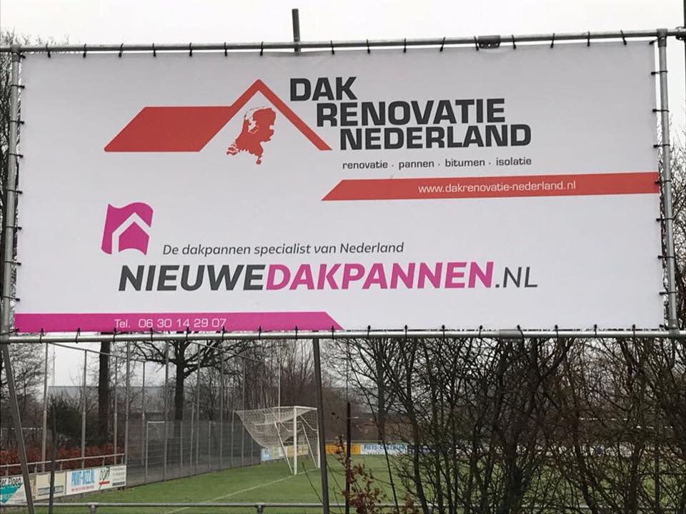 Siebeh's tweet photo. Hebben jullie de nieuwe spandoeken al gespot bij @vvfean58 ? @nieuwedakpannen #samenondernemen https://t.co/g6ygAxQKNP