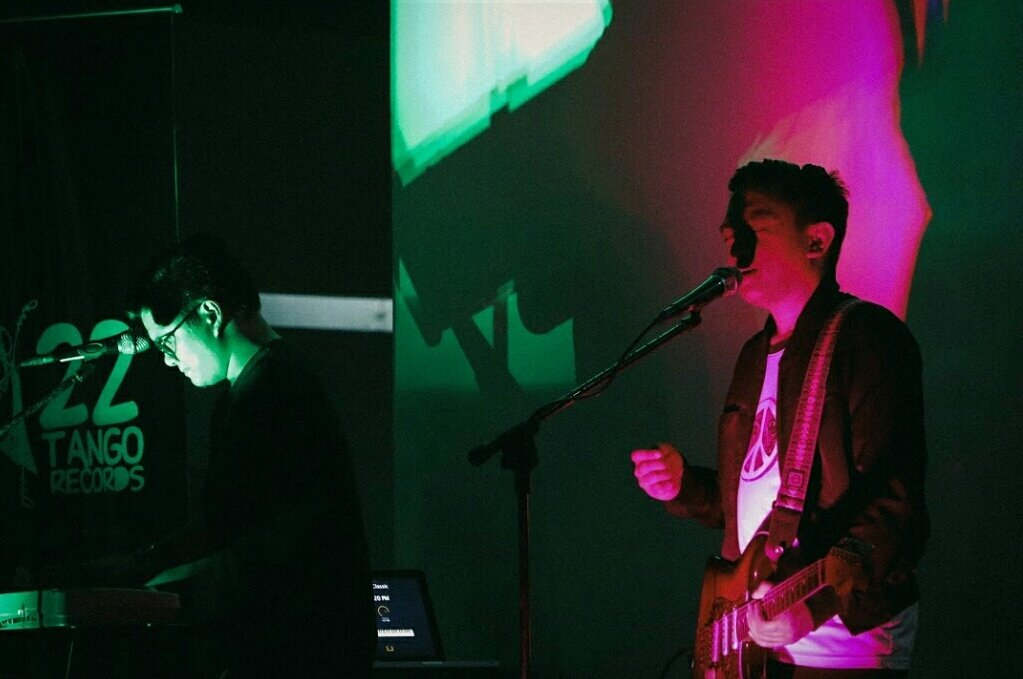 22TangoMusic's tweet photo. In true 22T style, we launched Room Eleven Recording Studio and the 22T HQ with a gig! 

Read all about it on the blog: https://t.co/U0yABm7K2W

#22tangorecords #roomeleven #homegrownmusic #growcebumusic #cebumusic #musicproduction #recordingstudio https://t.co/1sleTYKLm8