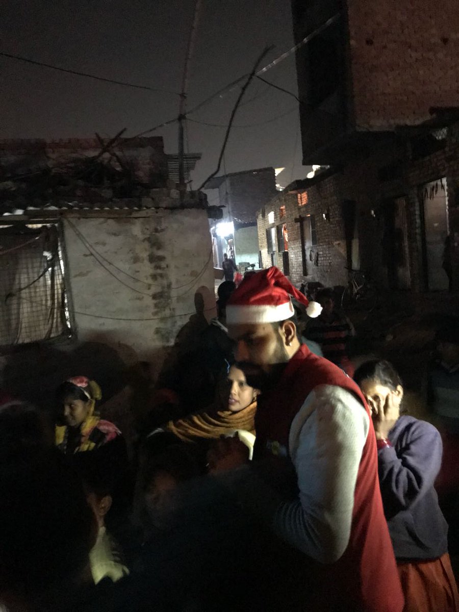 ichhango's tweet photo. During the first execution drive we covered the slum area of Kishangarh. Many underprivileged children and families living here can not afford adequate clothing.
#WCD #WinterClothingDrive #Humanity #Winter #Ichha #NRC #AboutHumanity #Distribution #Chandigarh #Kishangarh https://t.co/EWA69KpBoG
