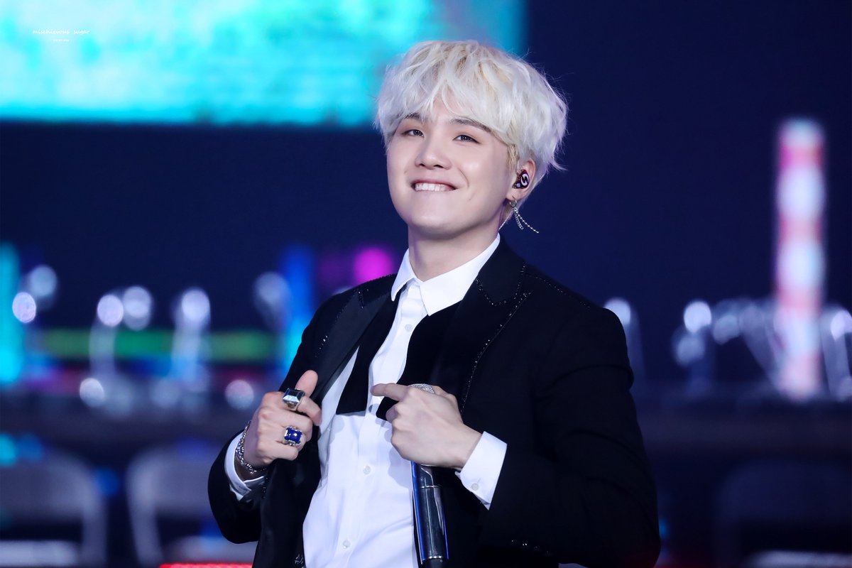 Шуга бтс. Мин юнги бтс 2022. Юнги бтс. Сколько лет юнги 2023. Сколько лет юнги 2023.