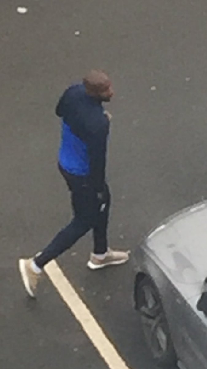 djb1927's tweet photo. @CardiffCityFC what a darling of a man has all the time in the world for the fans! #solbamba #ilgiveittoSolBamba 💙 https://t.co/K0PwrkRvO0