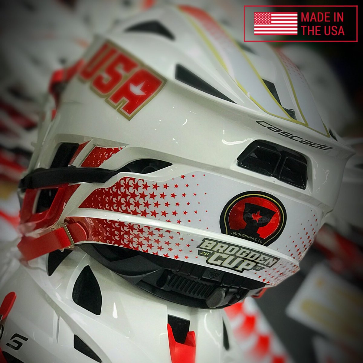CascadeLacrosse's tweet photo. @CascadeLacrosse is proud to be trusted to represent and protect what’s most important to the players in the #BrodgenCup in the new #CascadeSHelmet. Proud to be making #48HrFactoryCustom #MadeAndPlayedInTheUSA #lacrosse helmets. @BrogdenCupLax https://t.co/LA9fWdHcDn