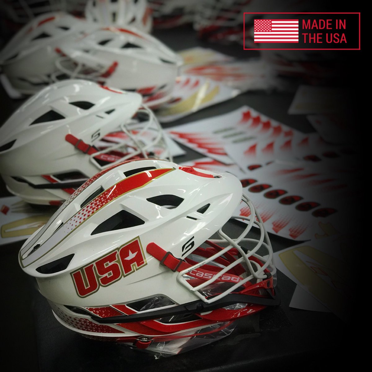 CascadeLacrosse's tweet photo. @CascadeLacrosse is proud to be trusted to represent and protect what’s most important to the players in the #BrodgenCup in the new #CascadeSHelmet. Proud to be making #48HrFactoryCustom #MadeAndPlayedInTheUSA #lacrosse helmets. @BrogdenCupLax https://t.co/LA9fWdHcDn