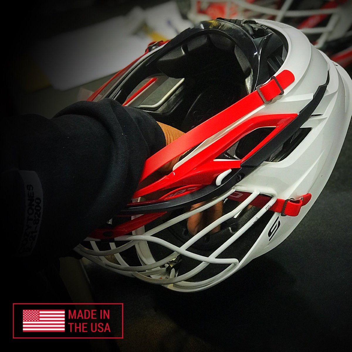 CascadeLacrosse's tweet photo. @CascadeLacrosse is proud to be trusted to represent and protect what’s most important to the players in the #BrodgenCup in the new #CascadeSHelmet. Proud to be making #48HrFactoryCustom #MadeAndPlayedInTheUSA #lacrosse helmets. @BrogdenCupLax https://t.co/LA9fWdHcDn